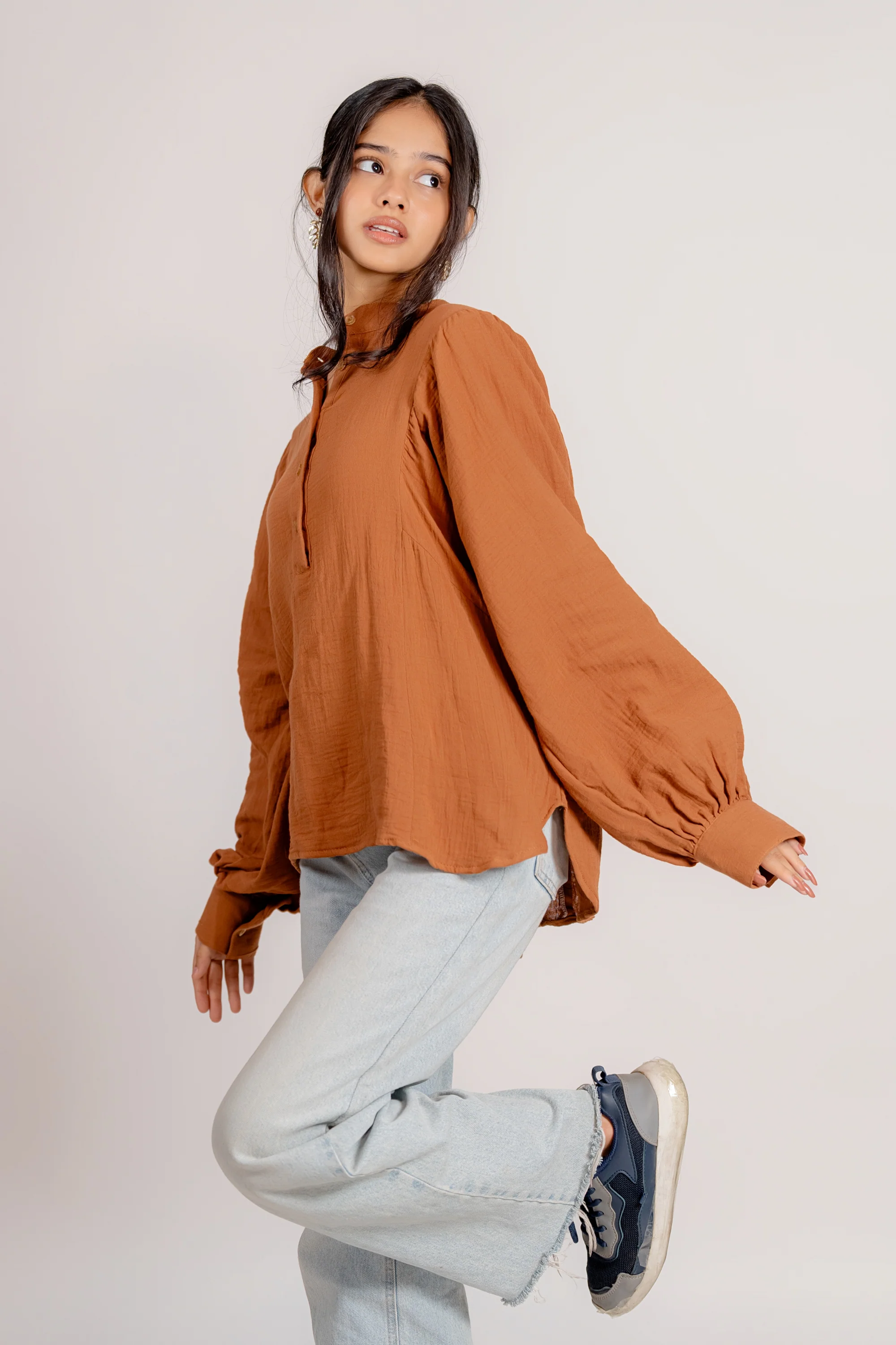 Balloon Sleeve Top in Cinnamon - Image 5