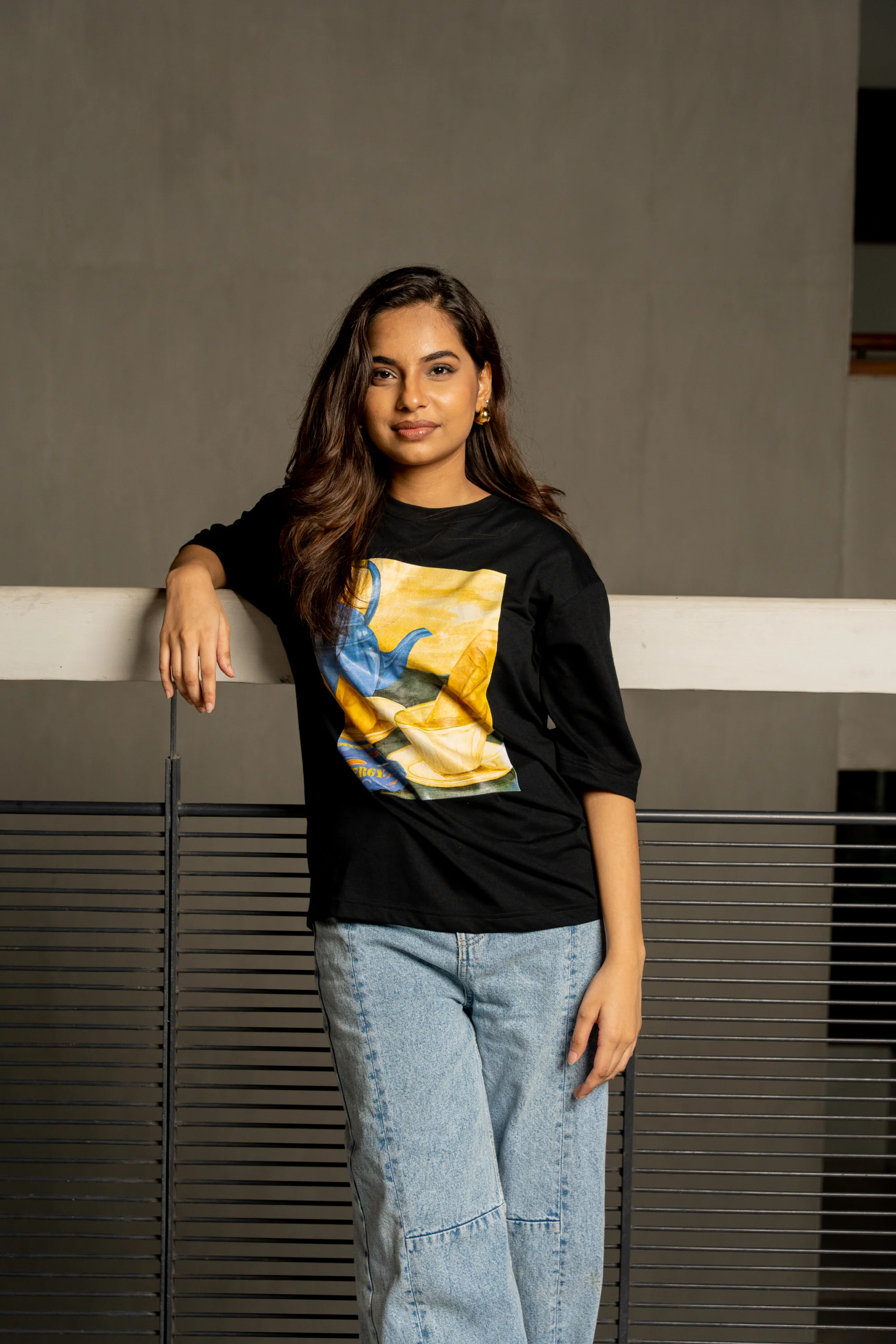 Cha-Biskut Graphic T-shirt - Image 4