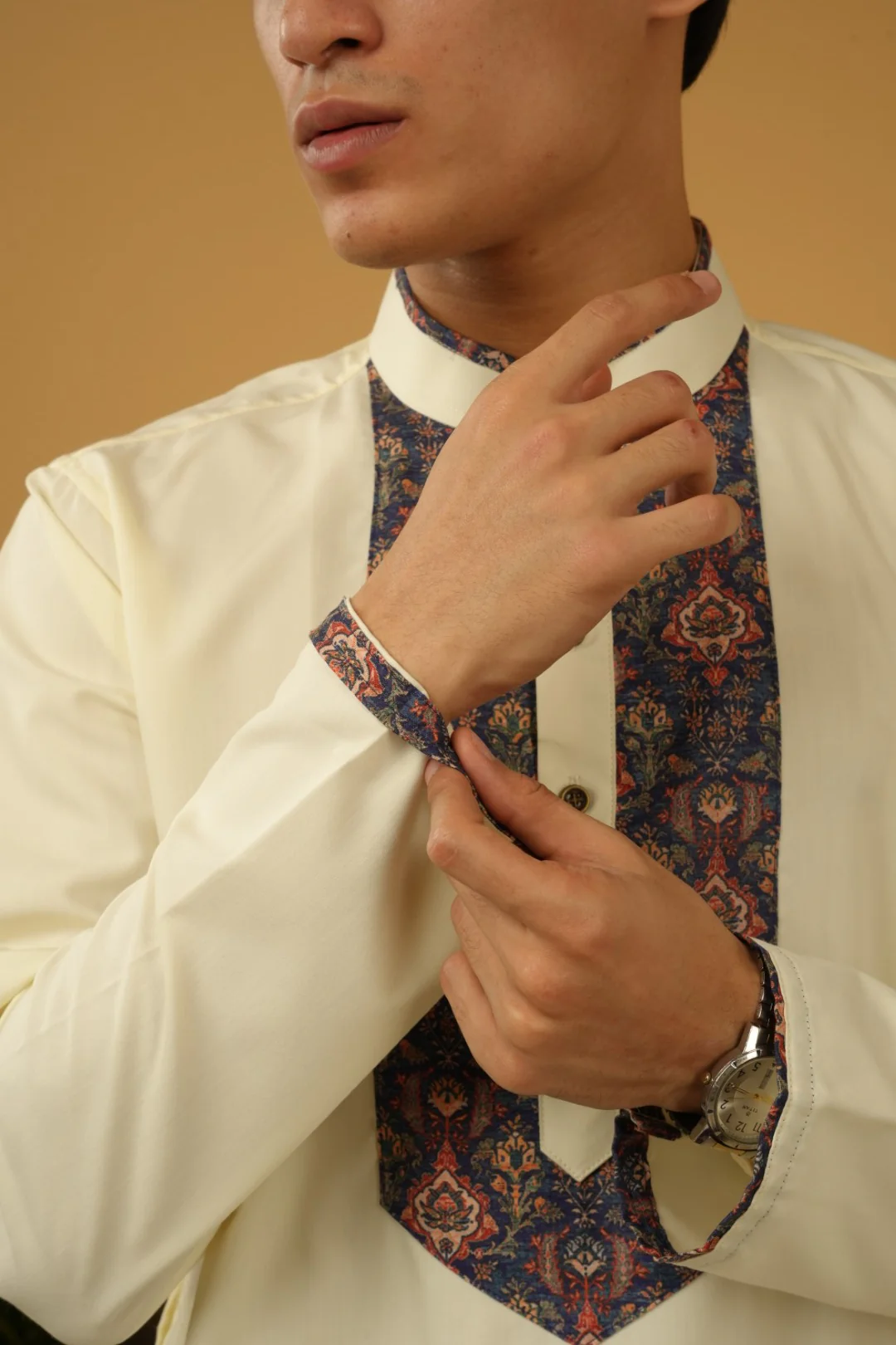 Raoul Panjabi in Off White - Image 4